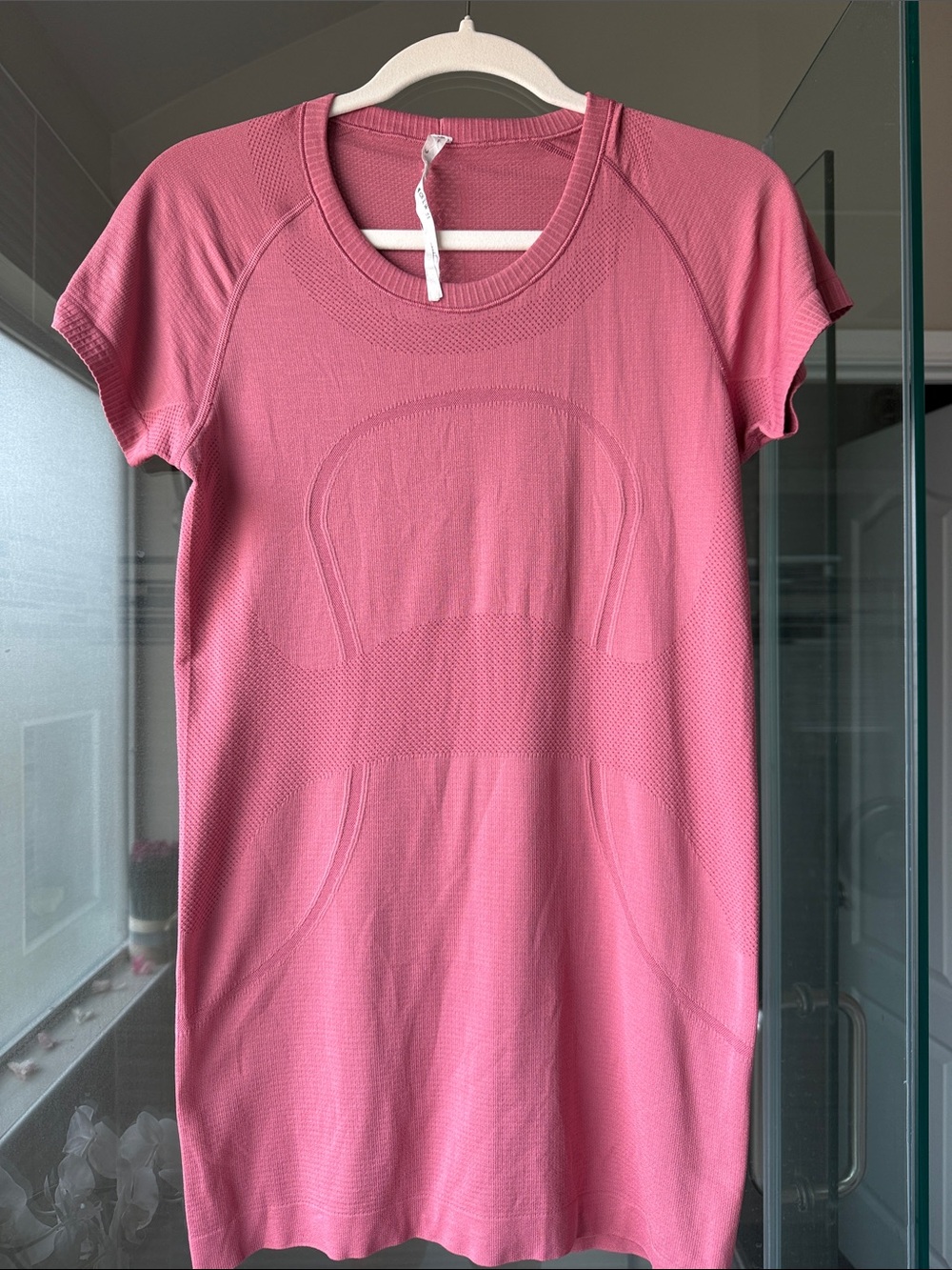 Lululemon Swiftly (older style)
